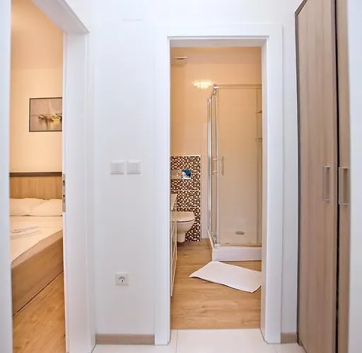 Apartment Maslina Njivice