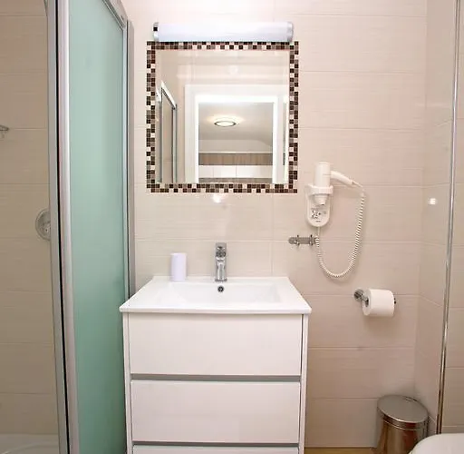 Apartment Maslina *