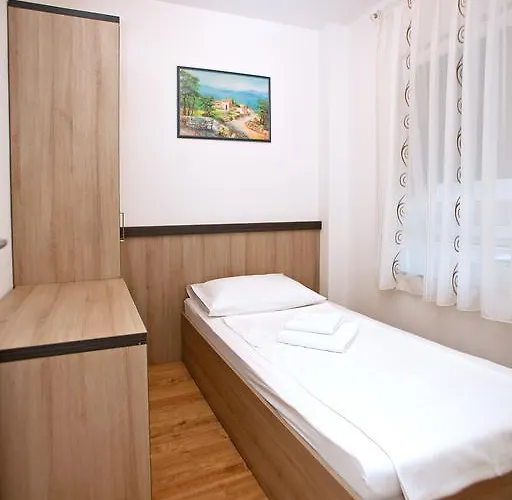 Maslina * Njivice