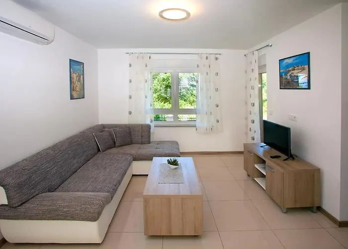 Maslina Apartment *