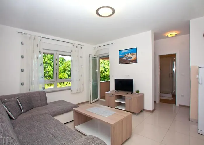 Apartmán Maslina I *