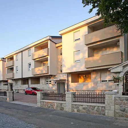 Maslina I Apartmán